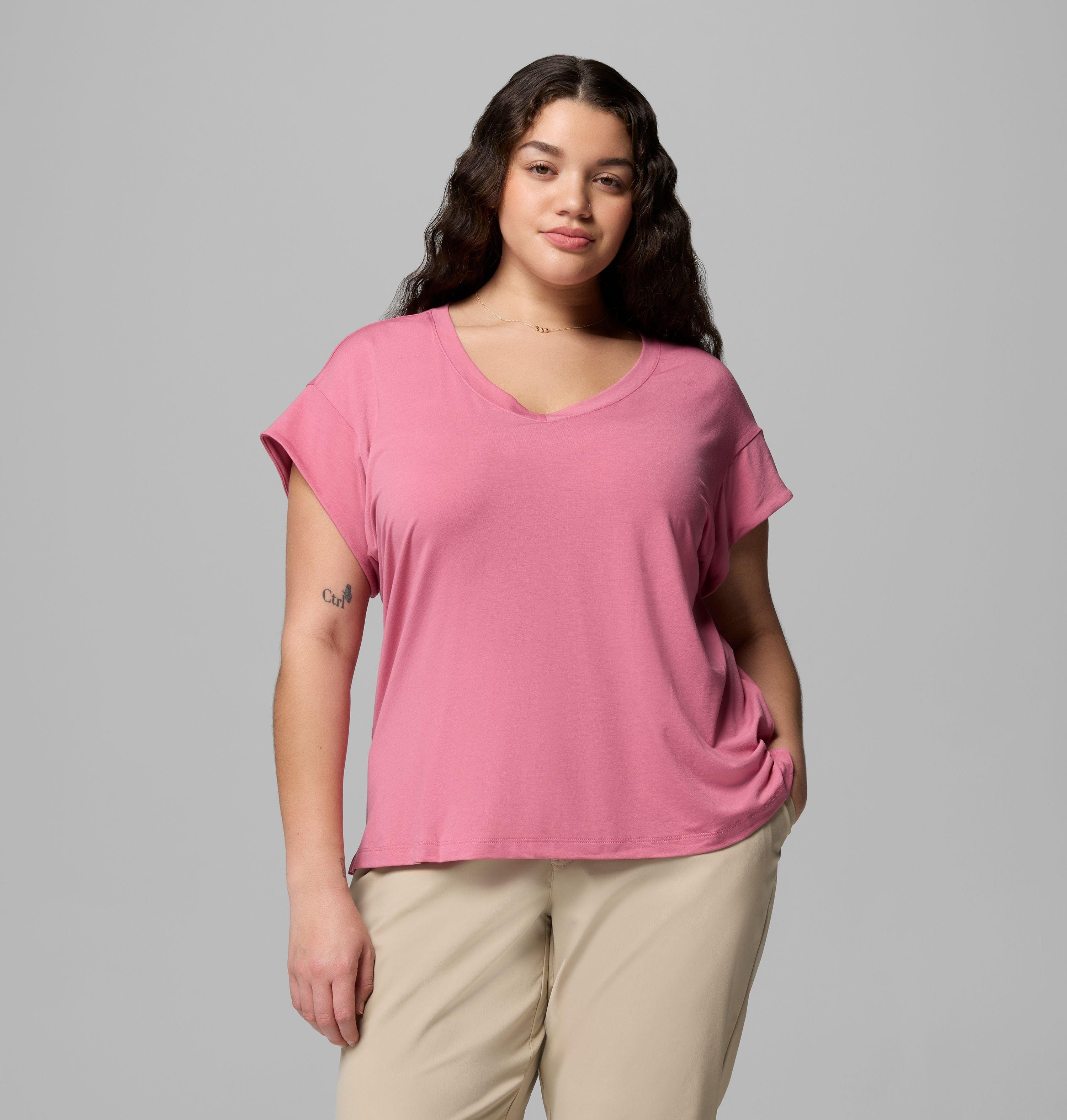 Women's Daniela Falls V-Neck Short Sleeve Tee - Plus Size